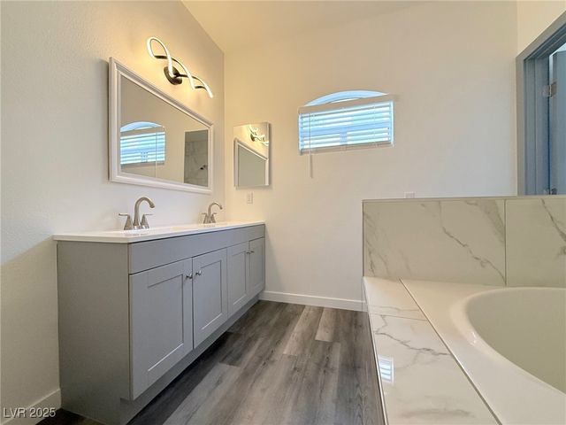 5415 West Harmon Avenue 1006, Las Vegas, NV 89103