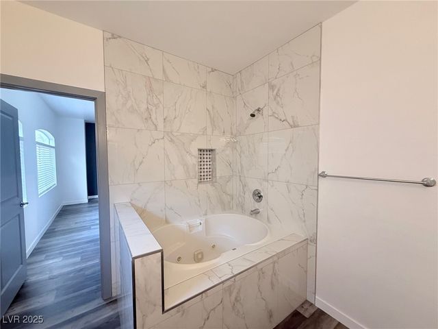 5415 West Harmon Avenue 1006, Las Vegas, NV 89103