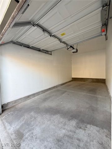 5415 West Harmon Avenue 1006, Las Vegas, NV 89103