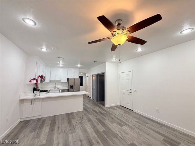 5415 West Harmon Avenue 1006, Las Vegas, NV 89103