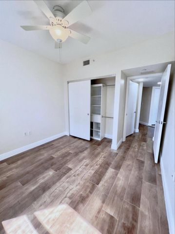 19900 E Country Club Drive 1020, Aventura, FL 33180