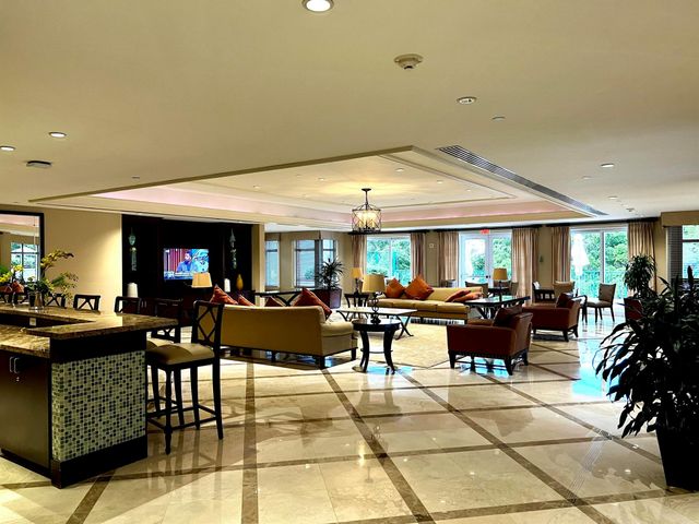 19900 E Country Club Drive 1020, Aventura, FL 33180