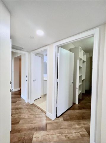 19900 E Country Club Drive 1020, Aventura, FL 33180