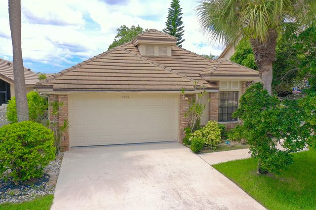 7004 Bitterbush Place, Boynton Beach, FL 33472