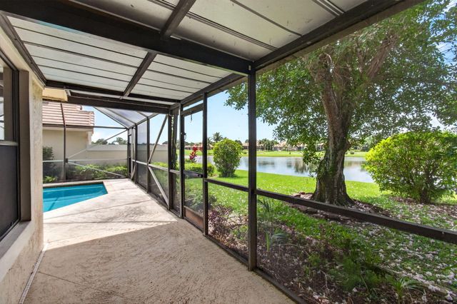 7004 Bitterbush Place, Boynton Beach, FL 33472