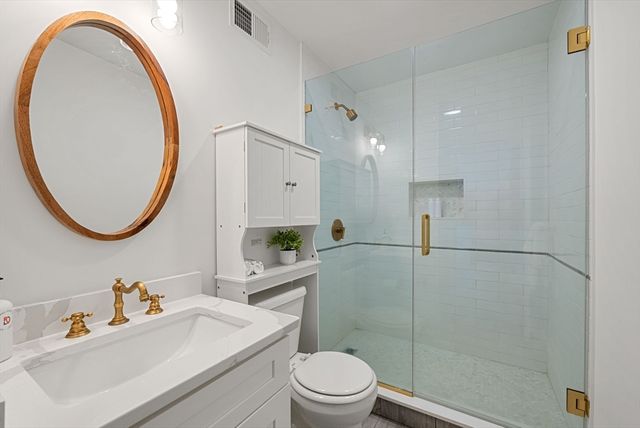 138 Centre St 3, Boston, MA 02124