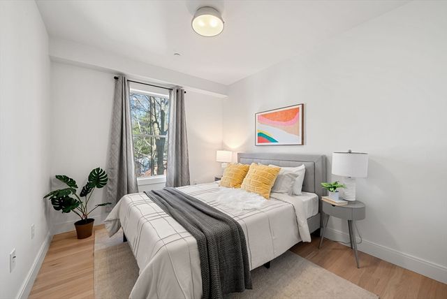 138 Centre St 3, Boston, MA 02124