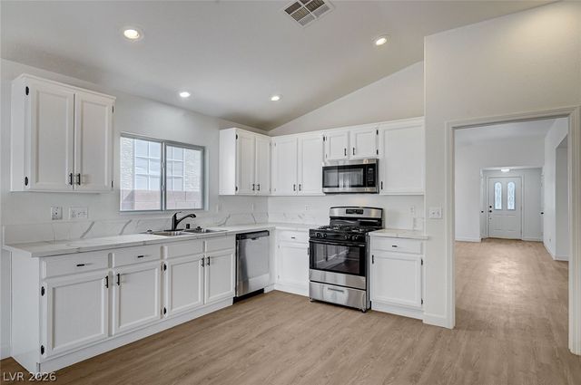 7568 Edgerton Drive, Las Vegas, NV 89113