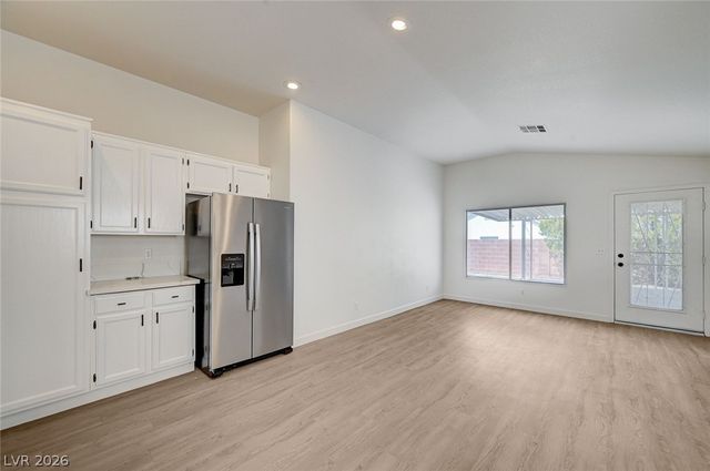 7568 Edgerton Drive, Las Vegas, NV 89113