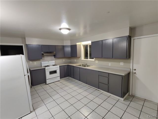 2422 Lodi Street, Syracuse, NY 13208