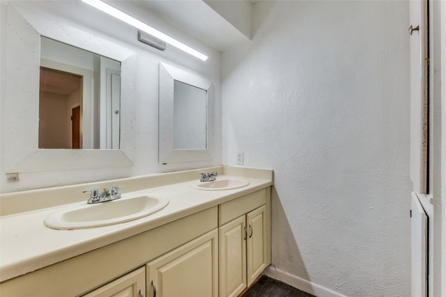 4331 Kolloch Drive, Dallas, TX 75216