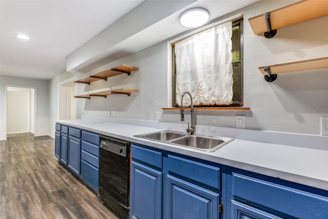 4331 Kolloch Drive, Dallas, TX 75216