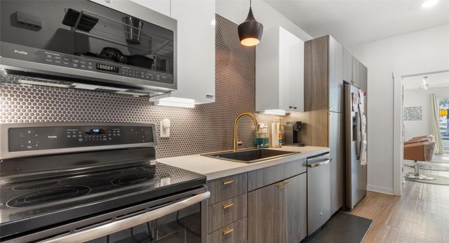 4361 S Congress Ave 103, Austin, TX 78745