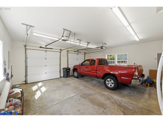 1027 SEABIRD Dr Sw, Bandon, OR 97411