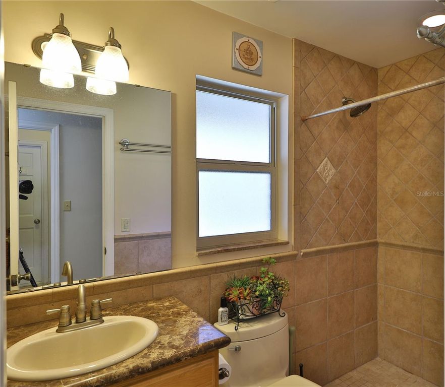 Image 14 of property listing at 109 SATSUMA DRIVE, Altamonte Springs, FL 32714