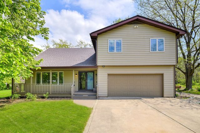 13 Gunflint Court, Oswego, IL 60543