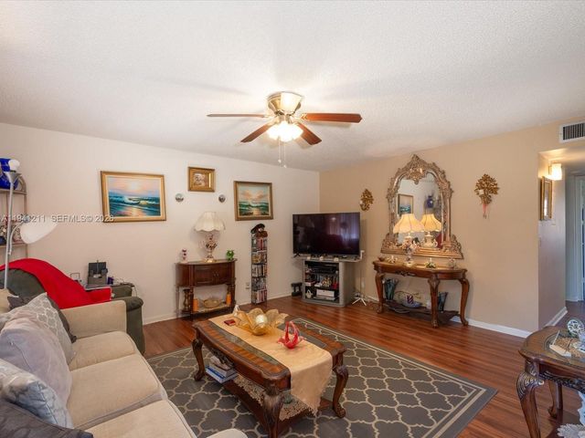 414 Capri I 414, Delray Beach, FL 33484