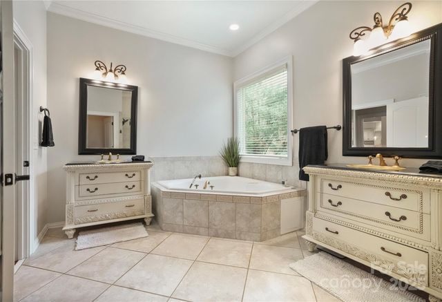 7511 Olde Sycamore Drive, Mint Hill, NC 28227