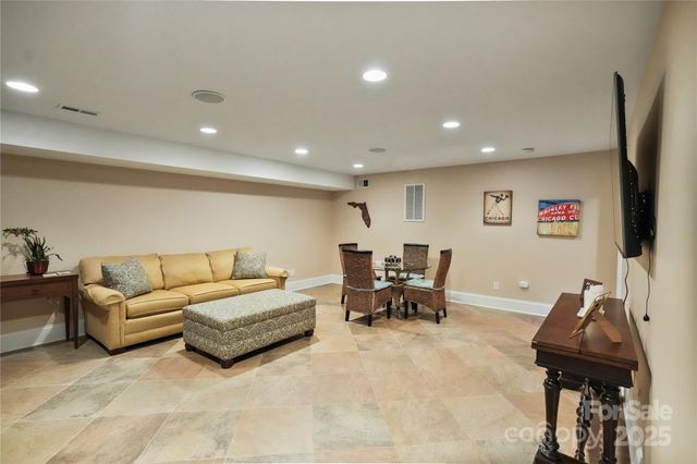 7511 Olde Sycamore Drive, Mint Hill, NC 28227