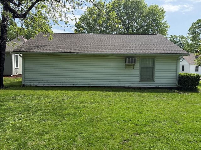 210 S Scott Avenue, Belton, MO 64012