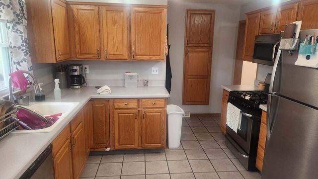 2616 Karen Drive, Rockford, IL 61101