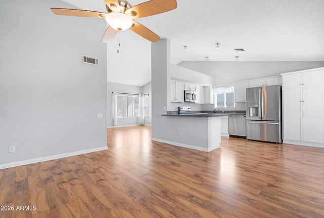 8009 W Pershing Avenue, Peoria, AZ 85381