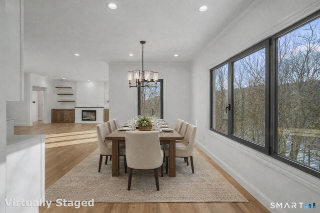 25 Spruce Mountain Trail, Danbury, CT 06810