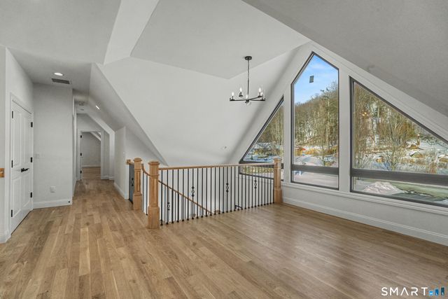 25 Spruce Mountain Trail, Danbury, CT 06810