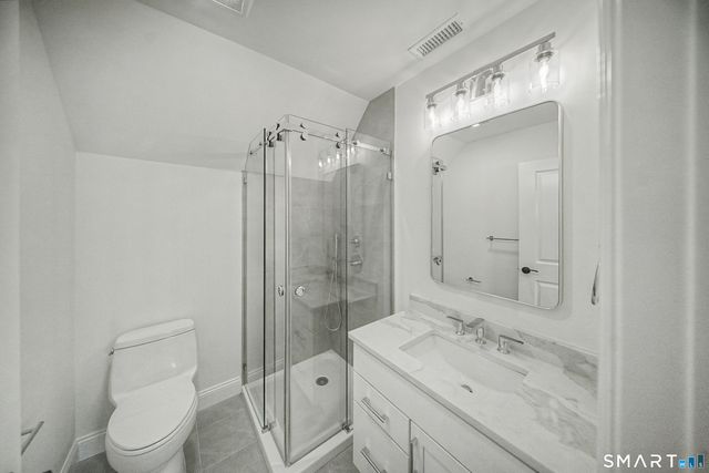 25 Spruce Mountain Trail, Danbury, CT 06810