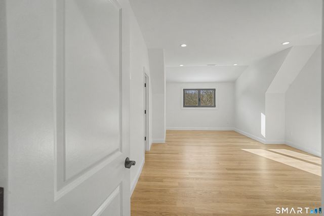 25 Spruce Mountain Trail, Danbury, CT 06810