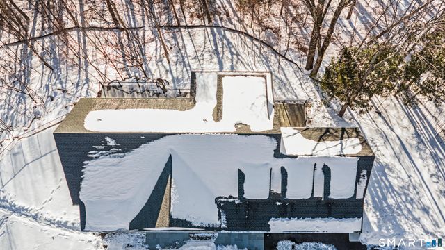 25 Spruce Mountain Trail, Danbury, CT 06810