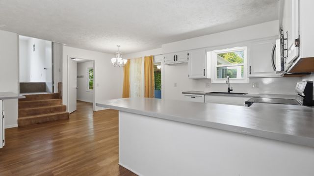 5901 S Farm Road 157, Springfield, MO 65810