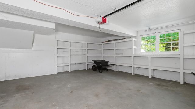 5901 S Farm Road 157, Springfield, MO 65810