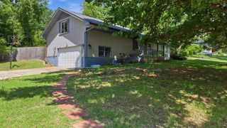 5901 S Farm Road 157, Springfield, MO 65810