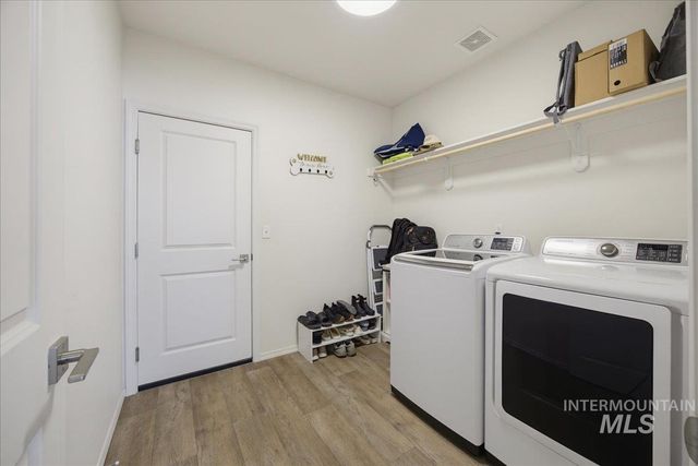 1511 Yellowstone St, Caldwell, ID 83607