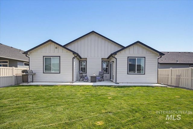 1511 Yellowstone St, Caldwell, ID 83607