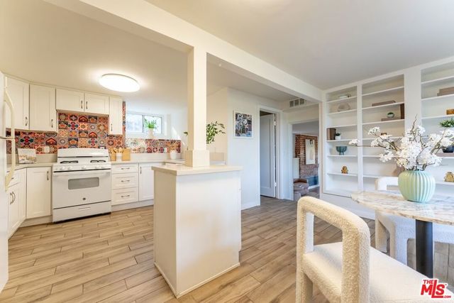9866 Mcbroom Street, Los Angeles, CA 91040