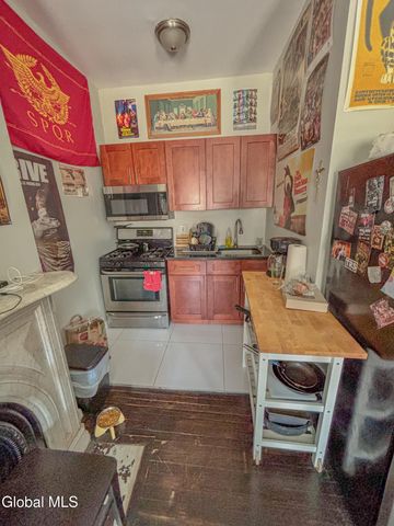 81 Ten Broeck Street, Albany, NY 12210