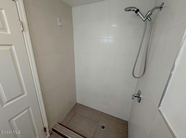 81 Ten Broeck Street, Albany, NY 12210