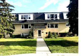 9709 Lorraine Drive 4, Countryside, IL 60525