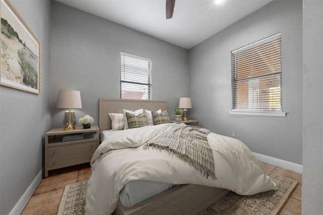 394 Rd 5102 H, Cleveland, TX 77327