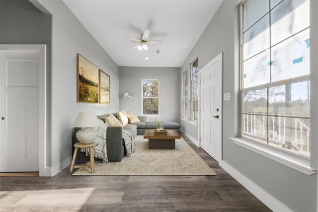 394 Rd 5102 H, Cleveland, TX 77327