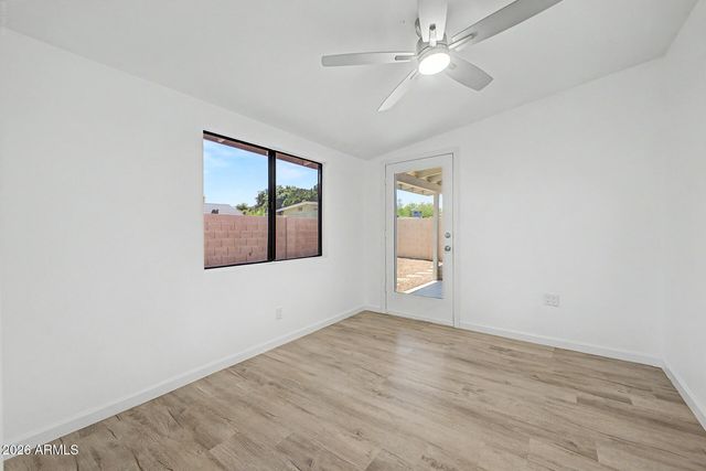 2613 E MICHIGAN Avenue, Phoenix, AZ 85032