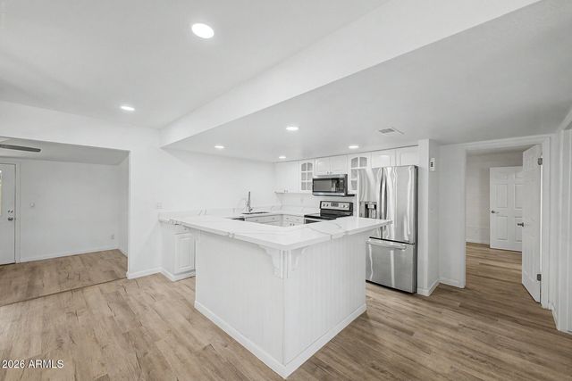 2613 E MICHIGAN Avenue, Phoenix, AZ 85032