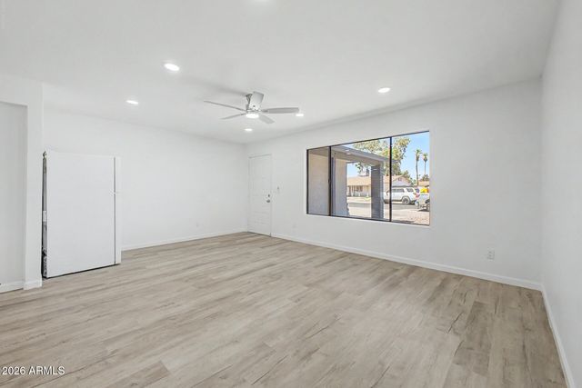 2613 E MICHIGAN Avenue, Phoenix, AZ 85032