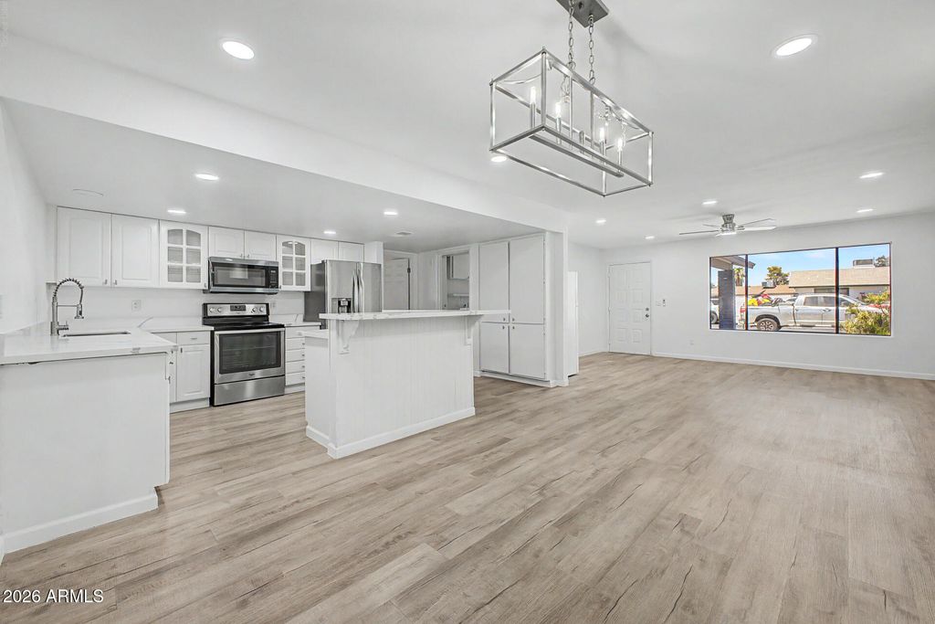 2613 E MICHIGAN Avenue, Phoenix, AZ 85032 — photo 2