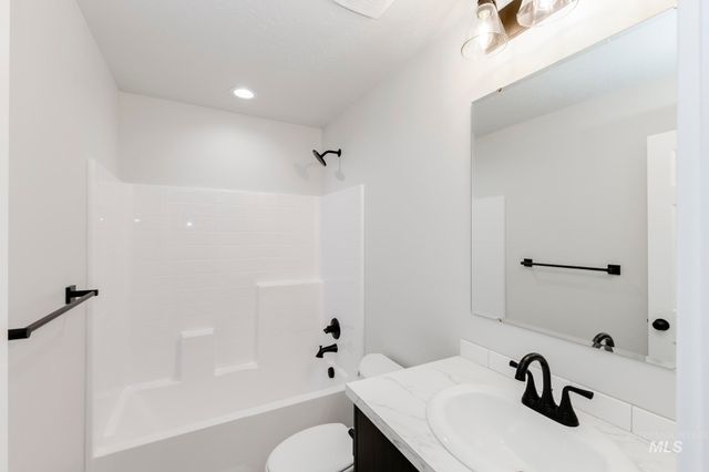 1603 Long Pond St, Middleton, ID 83644