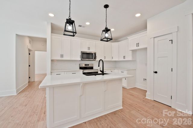 581 Goldmoor Drive NE, Concord, NC 28025