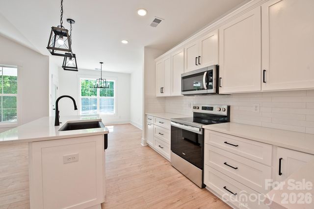 581 Goldmoor Drive NE, Concord, NC 28025
