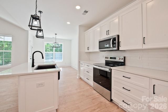 581 Goldmoor Drive NE, Concord, NC 28025